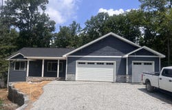 20 Rolling Green Court, Crossville, TN 38558