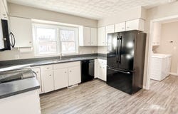 152 7th St, Phillipsburg, KS 67661