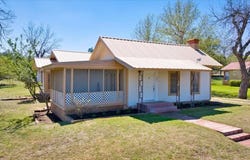 205 E Rainey, Mason, TX 76856