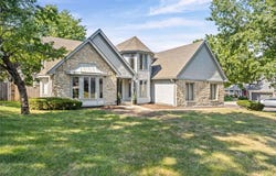 10546 Westgate Street, Overland Park, KS 66215