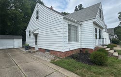 1132 Gordon Road, Lyndhurst, OH 44124