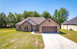 228 Michelle Drive, Beebe, AR 72012