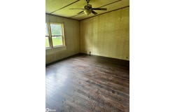 325 W 2Nd Street, Grand River, IA 50108