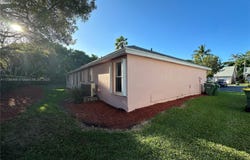 480 SE 20th Ln, Homestead, FL 33033