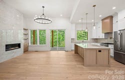 164 Reserve Way, Hendersonville, NC 28792
