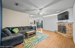 7507 Quanah Avenue, Lubbock, TX 79423