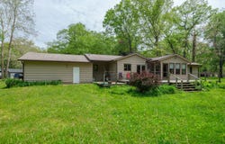726 Sycamore Bend, Plainwell, MI 49080