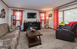 105 STUYVESANT AVENUE, NEW CASTLE, DE 19720