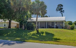 1415 16th Court SW, Vero Beach, FL 32962
