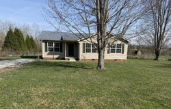 725 Muddy Creek S Road, Berea, KY 40403