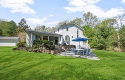 22 Stratford Avenue, Greenlawn, NY 11740