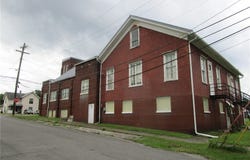 272 E Main Road, Conneaut, OH 44030