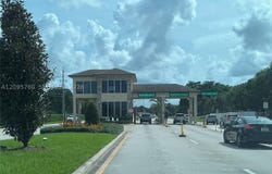 251 SW 134th Way, Pembroke Pines, FL 33027