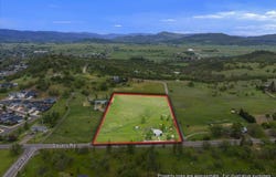 963 Stevens Road, Eagle Point, OR 97524