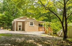 5924 S Circle Drive, Tallassee, TN 37878