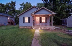 1228 E 15th Avenue, Bowling Green, KY 42104