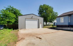 620 E Broadway, Enid, OK 73701