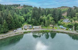 4283 Yaquina Bay Road, Newport, OR 97365