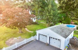 47 Brooklyn Rd, Stanhope Boro, NJ 07874-2963