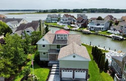 20 E MALLARD Drive E, BERLIN, MD 21811