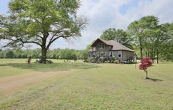 352 Rocky River Road, Glenwood, AR 71943