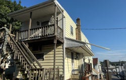 445 W COAL STREET, SHENANDOAH, PA 17976