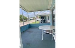 5914 Utopia Dr, Zephyrhills, FL 33540