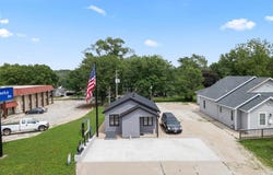 1702 Superior Street, Webster City, IA 50595
