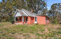 6271 NC Hwy 108 Highway E, Mill Spring, NC 28756