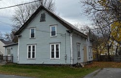 11 Summer Street, Skowhegan, ME 04976