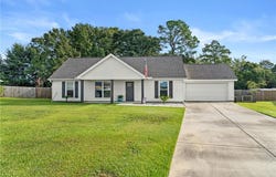 228 Lakefront Circle, Summerdale, AL 36580