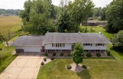 607 E CLARK STREET, Spencer, WI 54479