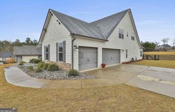 153 N Cove, Newnan, GA 30263
