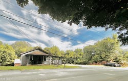 619 South Mckee Street, Greeneville, TN 37743