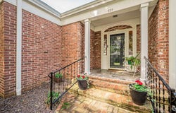 727 Mulberry Street, Mount Vernon, IN 47620-1943