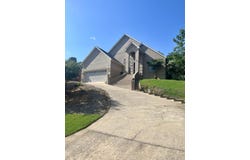 17 Ouachita Drive, Maumelle, AR 72113