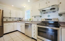 349 County St, Seekonk, MA 02771