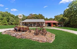 12107 Volcano Road, West Fork, AR 72774