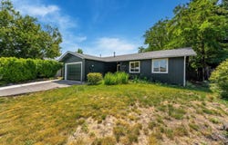 1486 La Mesa Street, Medford, OR 97504