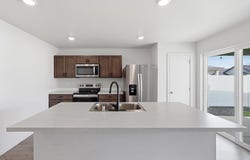 2012 E Boskoop St, Deer Park, WA 99006