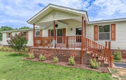115 L C Drive, Laurens, SC 29360