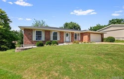 3511 Hidden Stone Court, St Louis, MO 63129