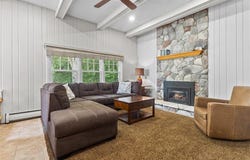6530 Cortlawn Circle N, Golden Valley, MN 55426