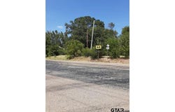 1021 Gilmer Road, Winnsboro, TX 75494