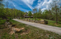 6847 SR 104, McDermott, OH 45652