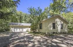 6951 19 Mile Road NE, Cedar Springs, MI 49319