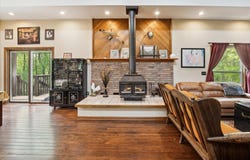 3111 Jeanette Drive, Chelsea, MI 48118