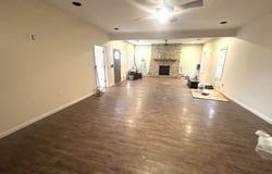 310 E TEXAS Avenue, Sandoval, IL 62882