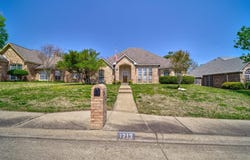1713 Turtle Point Drive, DeSoto, TX 75115