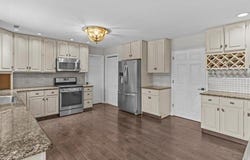 29 Buckingham Dr, Egg Harbor Township, NJ 08234